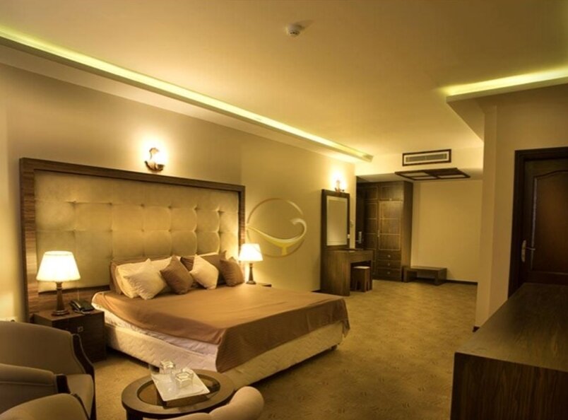Moein Hotel-官方