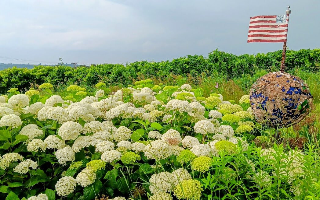 Nick Engelbert's Grandview-Hollandale必去景点