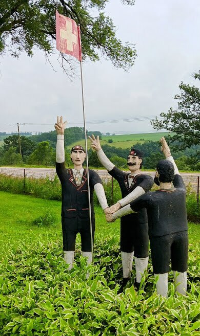 Nick Engelbert's Grandview-Hollandale必去景点