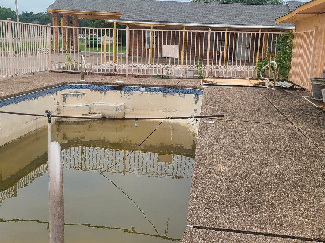 Westworld Country Inn主图