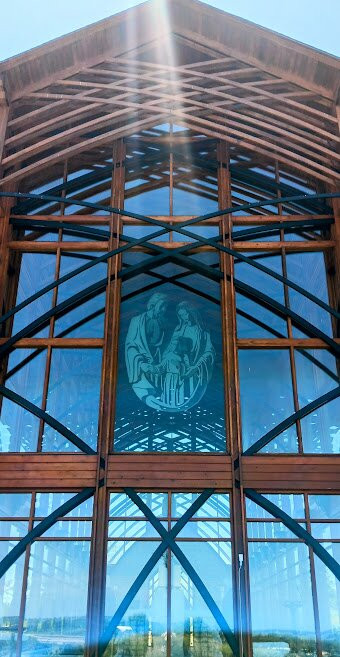 Holy Family Shrine-Gretna必去景点