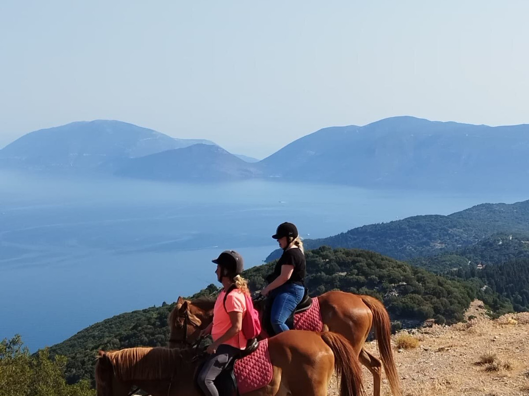 Bavarian Horse Riding Stables-萨米必去景点