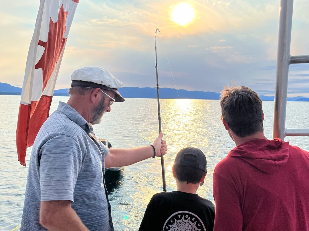 Salish Sea Boating Club-帕克斯维尔必去景点