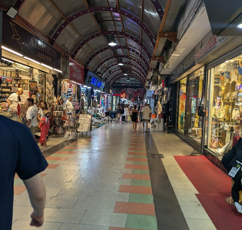 Topkapi Bazaar景点图片