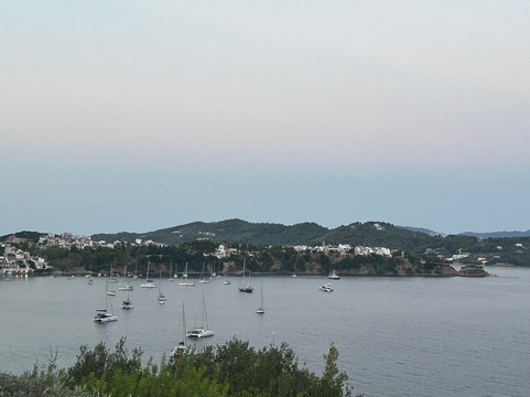 美丽雅别墅酒店主图