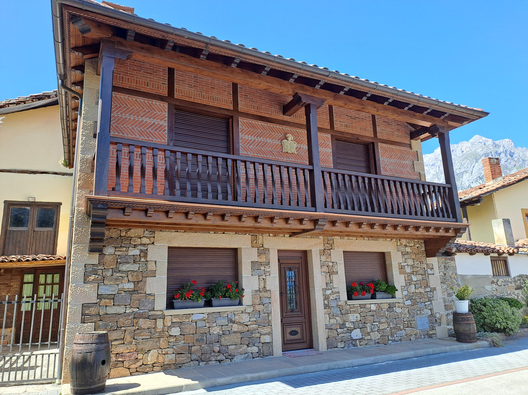 Barrio de Mogrovejo-Mogrovejo必去景点