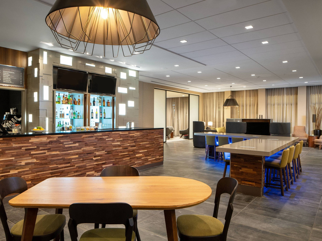 Courtyard by Marriott Lafayette South主图