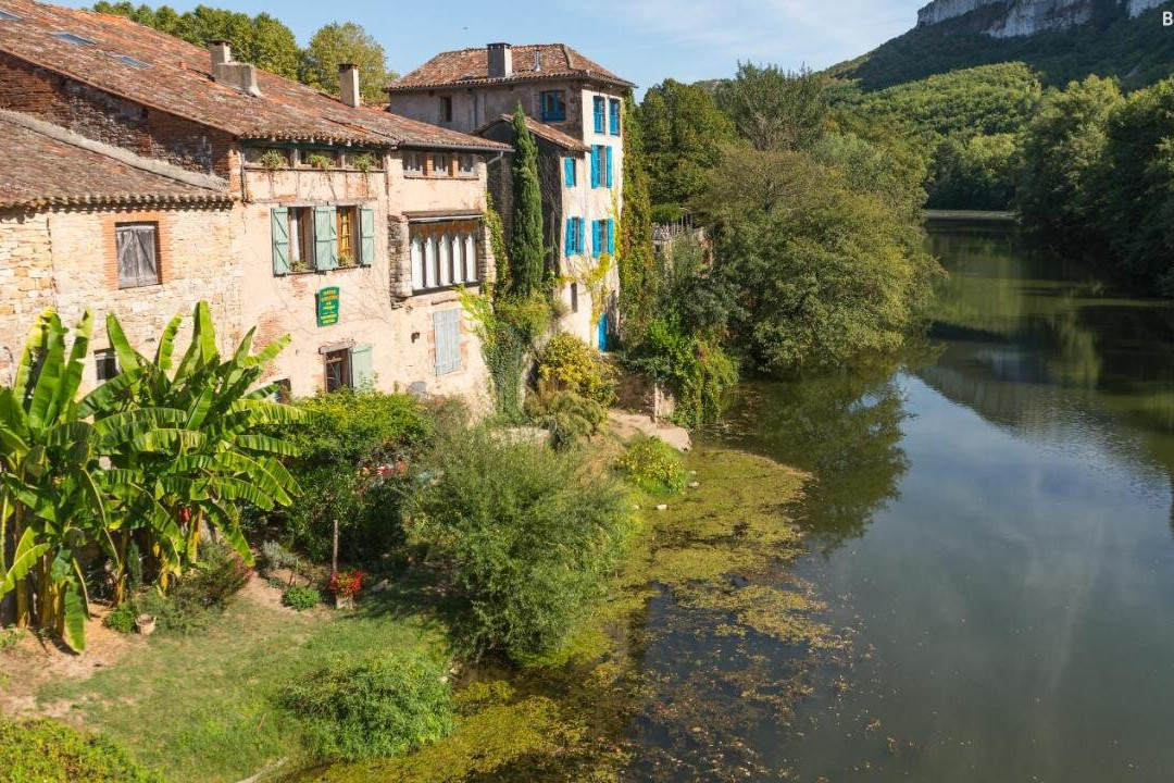 Marie Colline a la Campagne