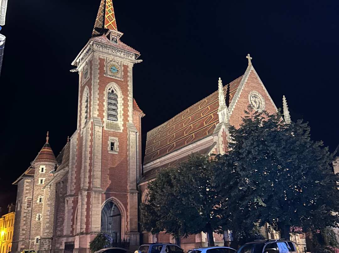 Église Saint Pierre景点图片