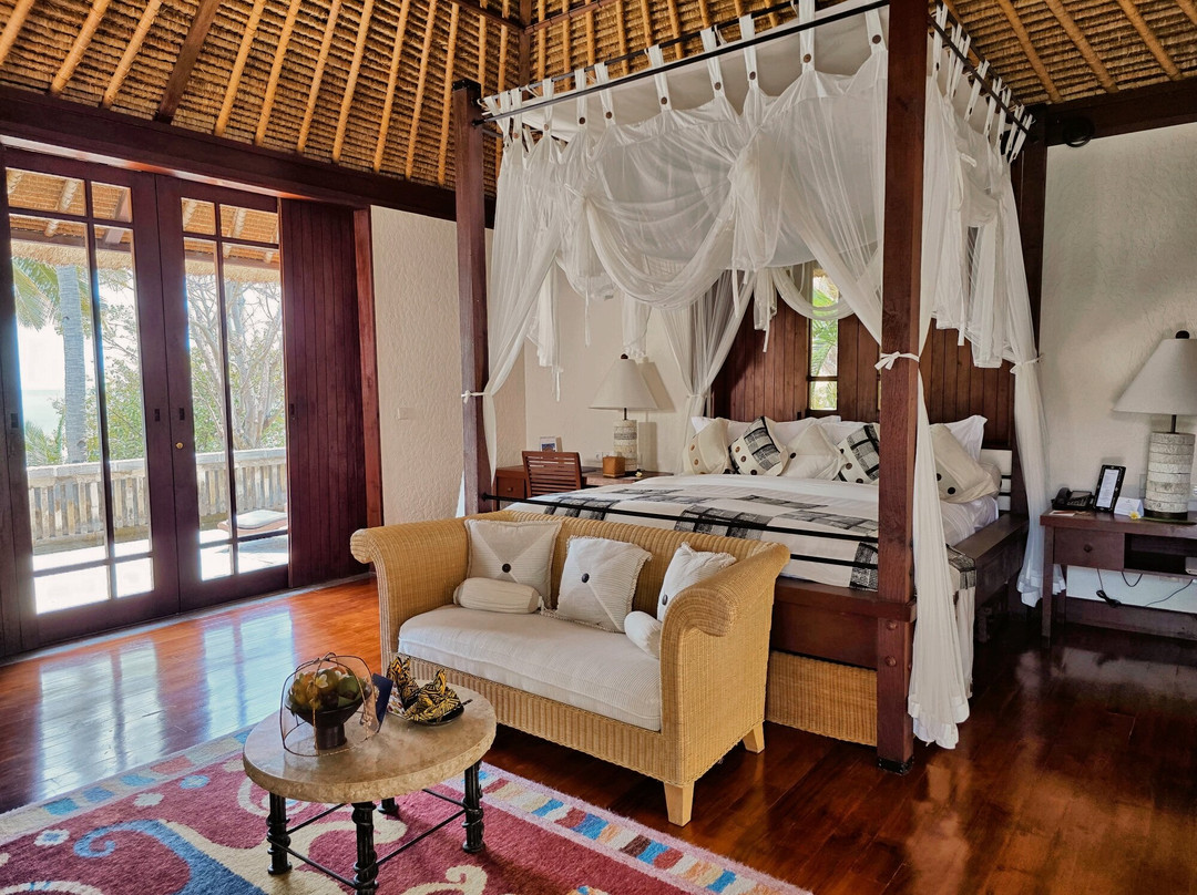 欧贝罗伊酒店主图