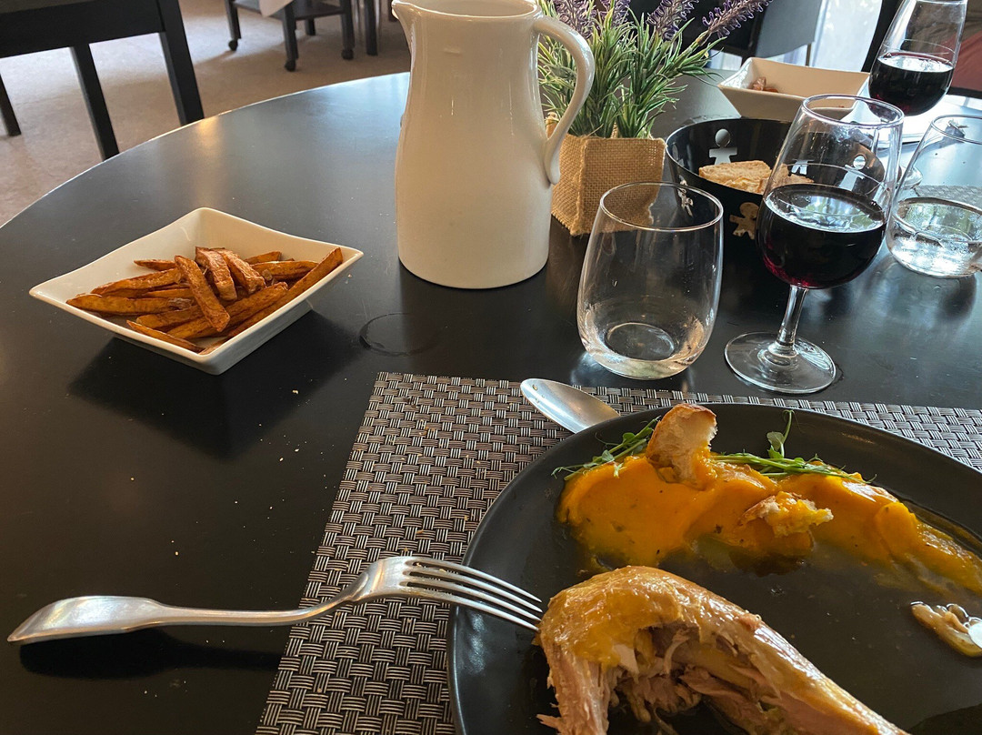 Hotel Restaurant Le Pont Bernet主图