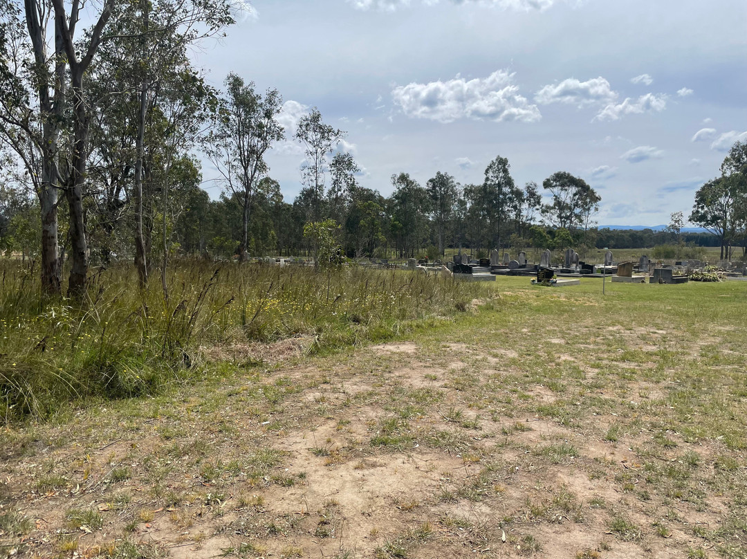 Briagolong Cemetery-Briagolong必去景点