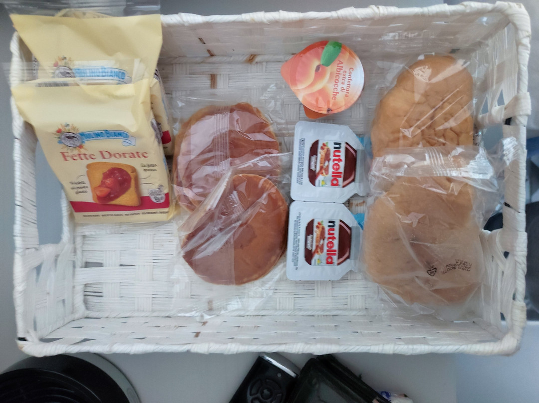 Habitat Luxury Suites主图