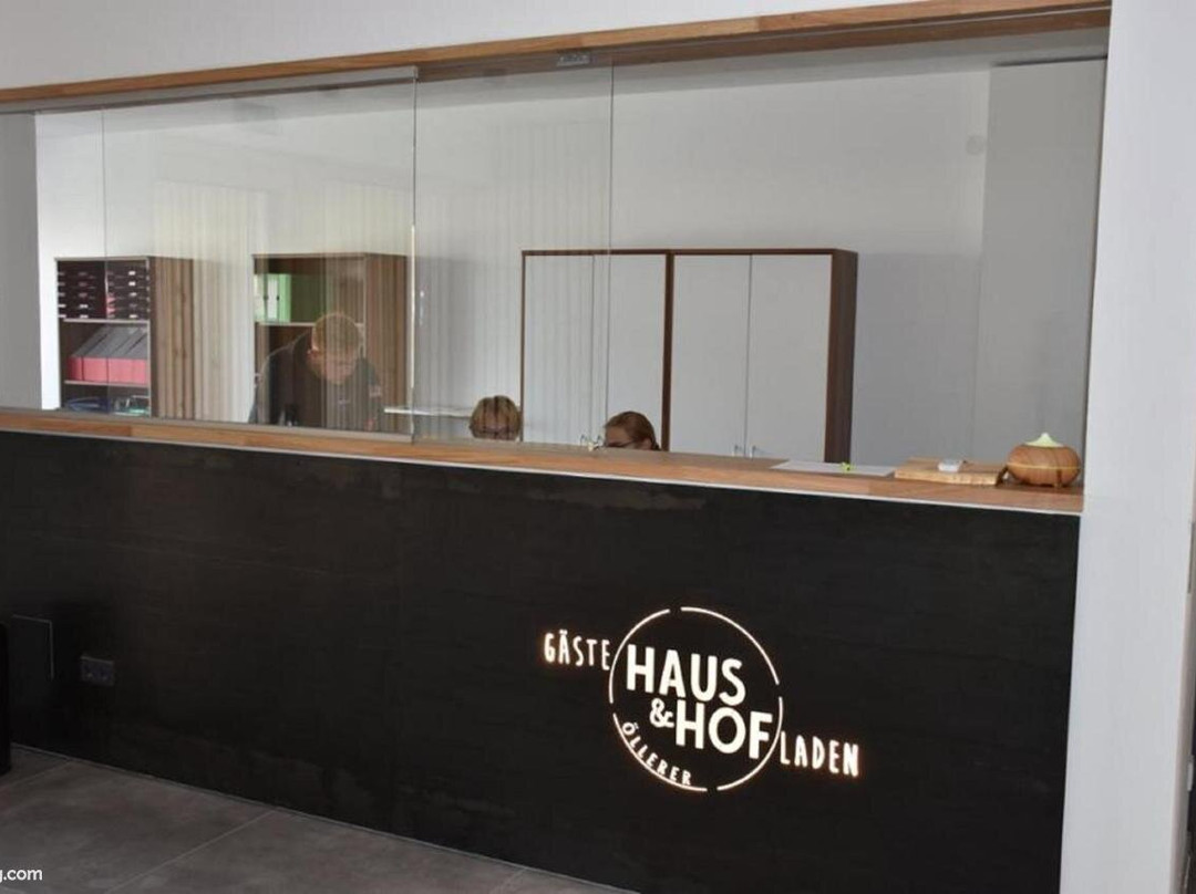GästeHAUS & HOFladen Familie Öllerer主图