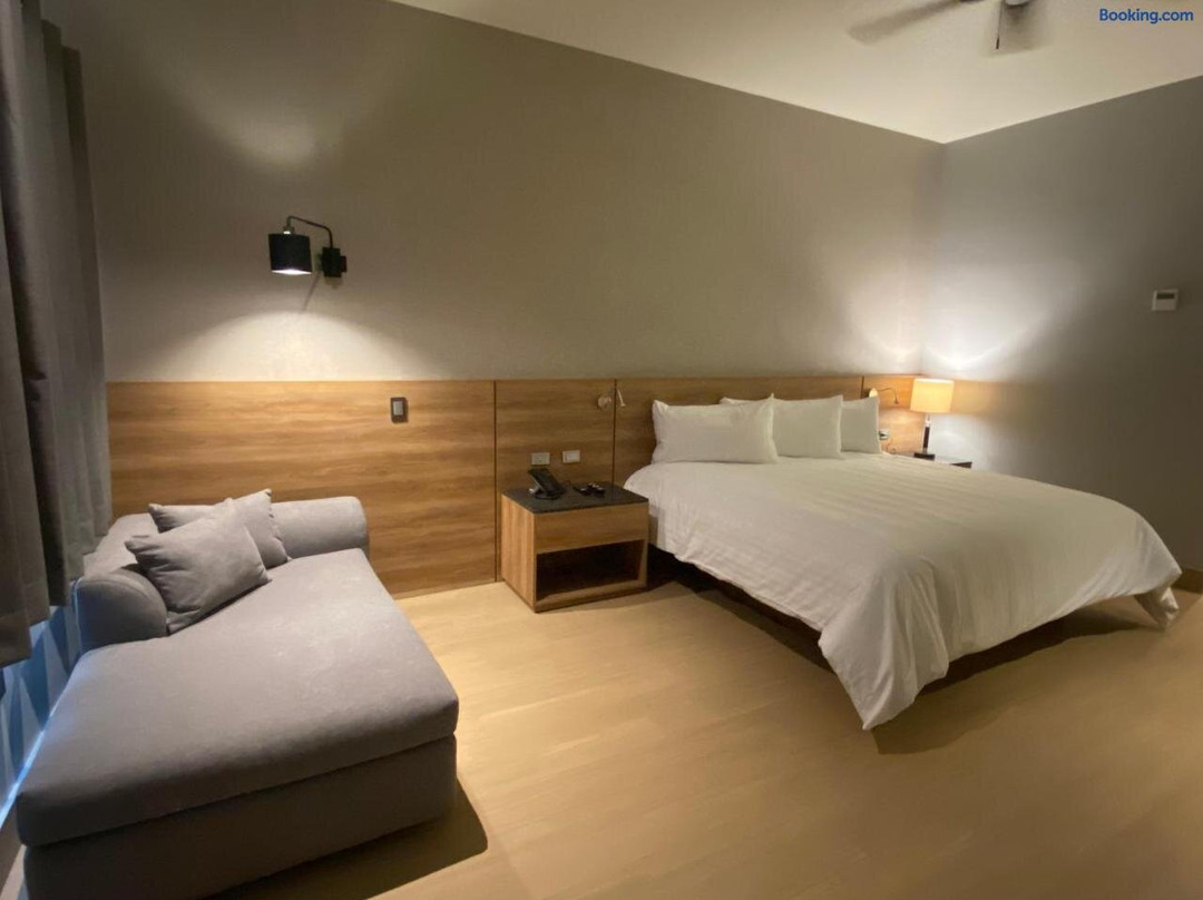 RIVI Grand Hotel主图