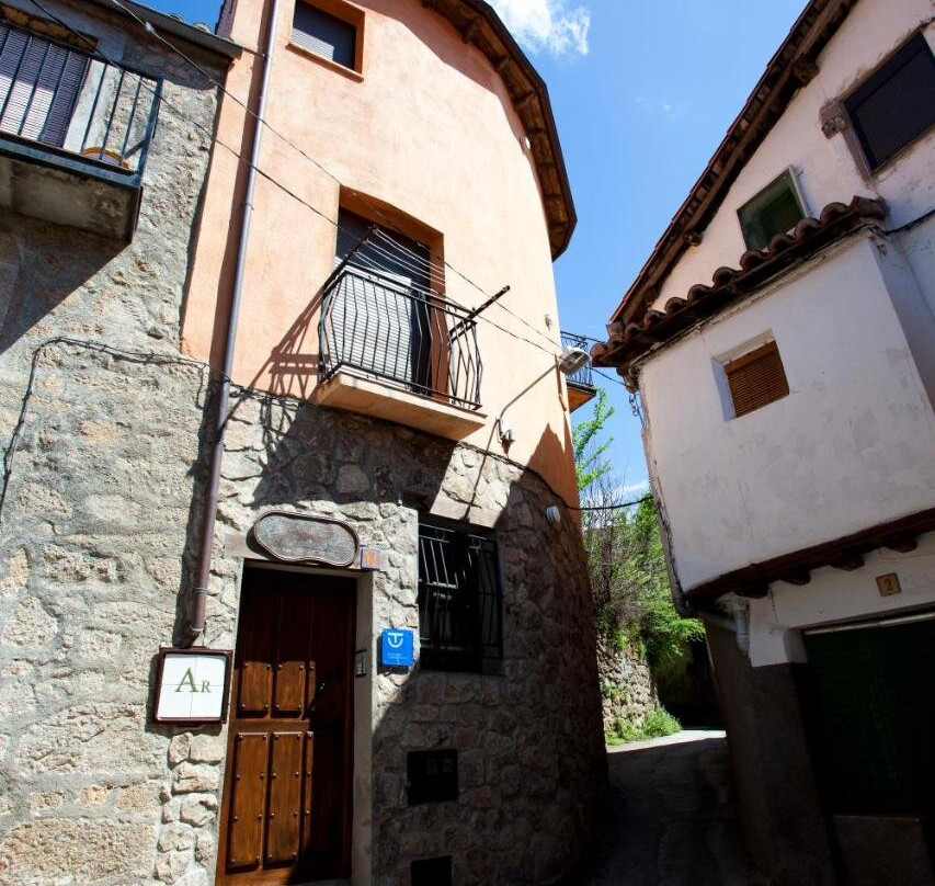 Apartamentos Rurales "La Fuentecilla"