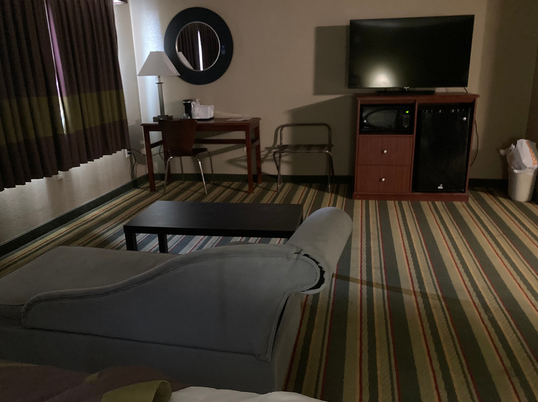 Super 8 By Wyndham Frederick主图