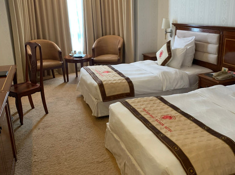 新山一西贡酒店主图