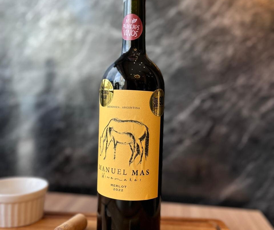 Sb Exclusivos Wine Bar-Itapema必去景点