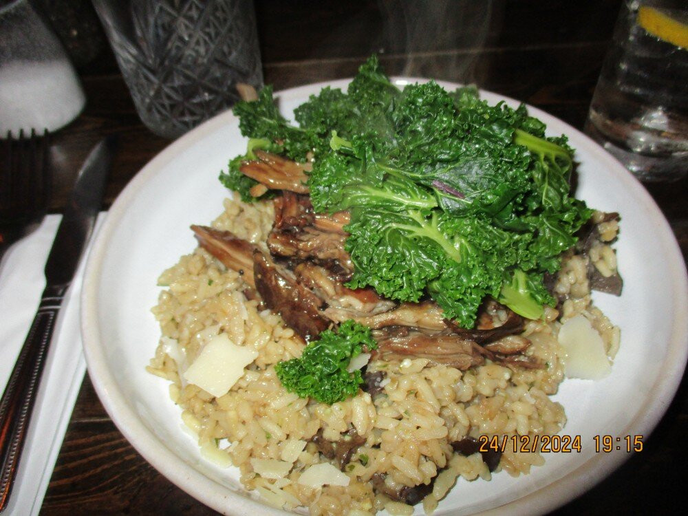 The White Lion主图