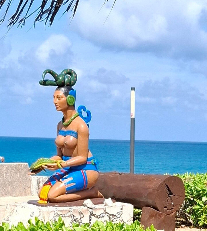 Escultura Diosa Ixchel景点图片