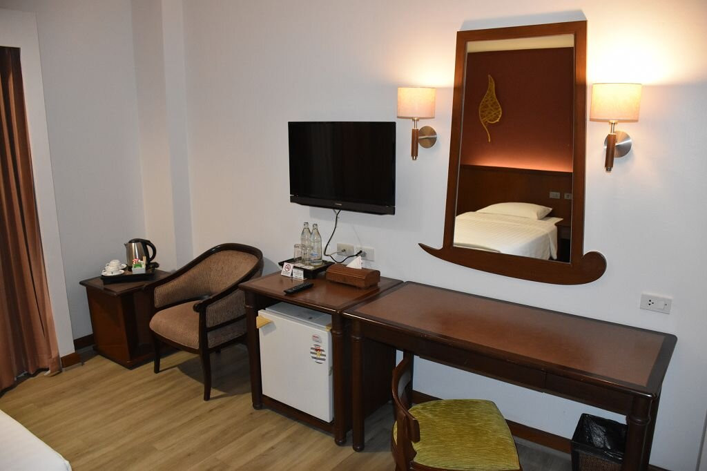 柯壤隋河大酒店主图