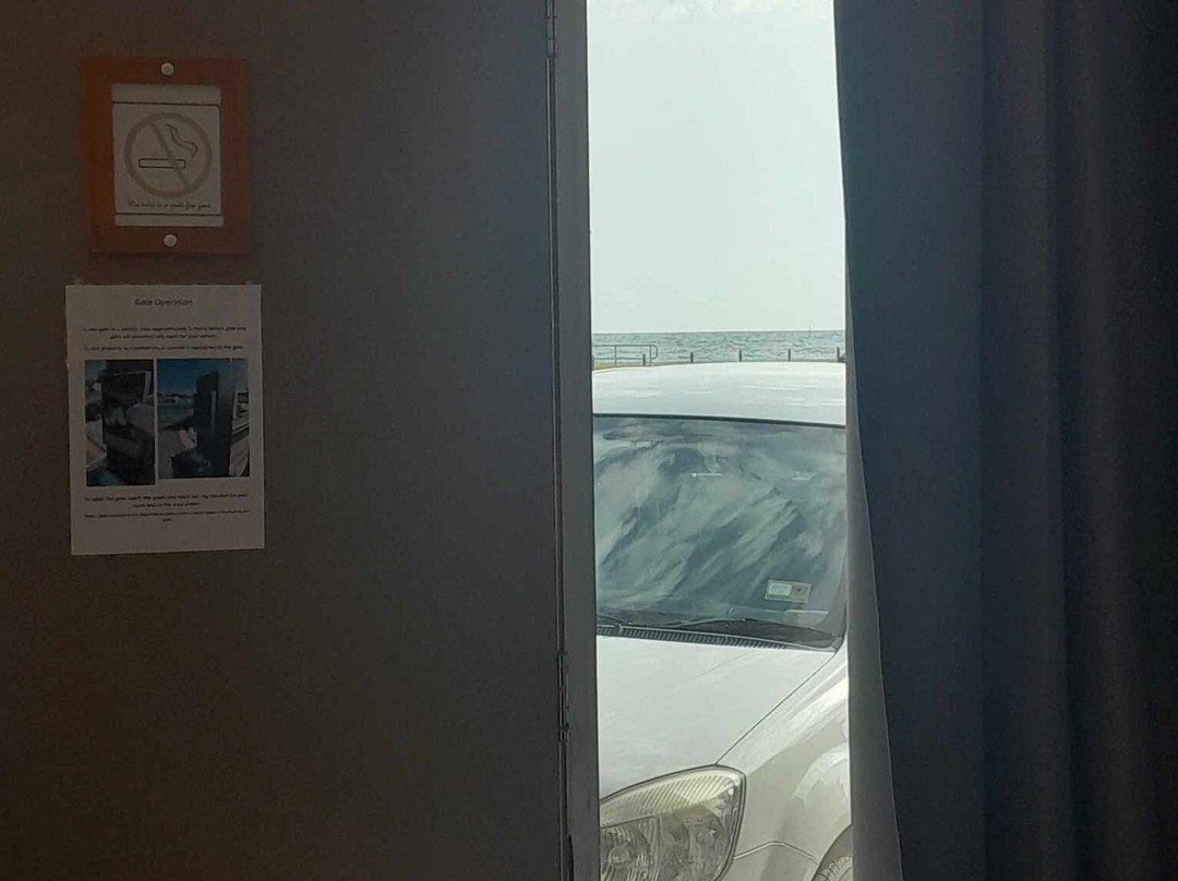 城市滨水温耶德酒店主图