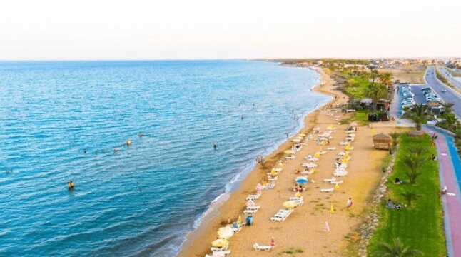 Miramar Beach景点图片