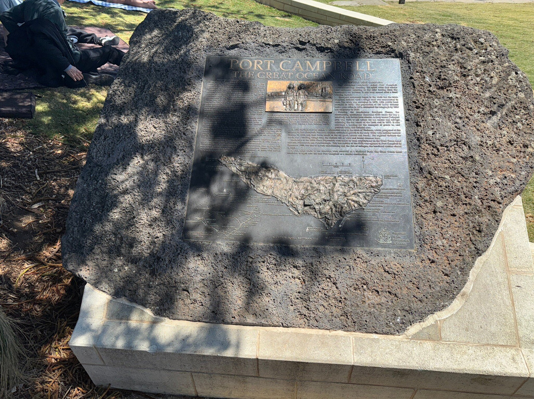 Port Campbell precinct and foreshore-坎贝尔港必去景点