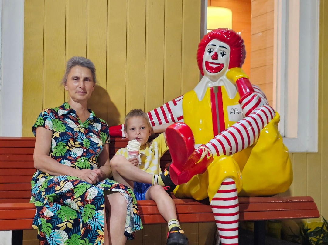 Pattaya Marina Night Market-芭堤雅必去景点