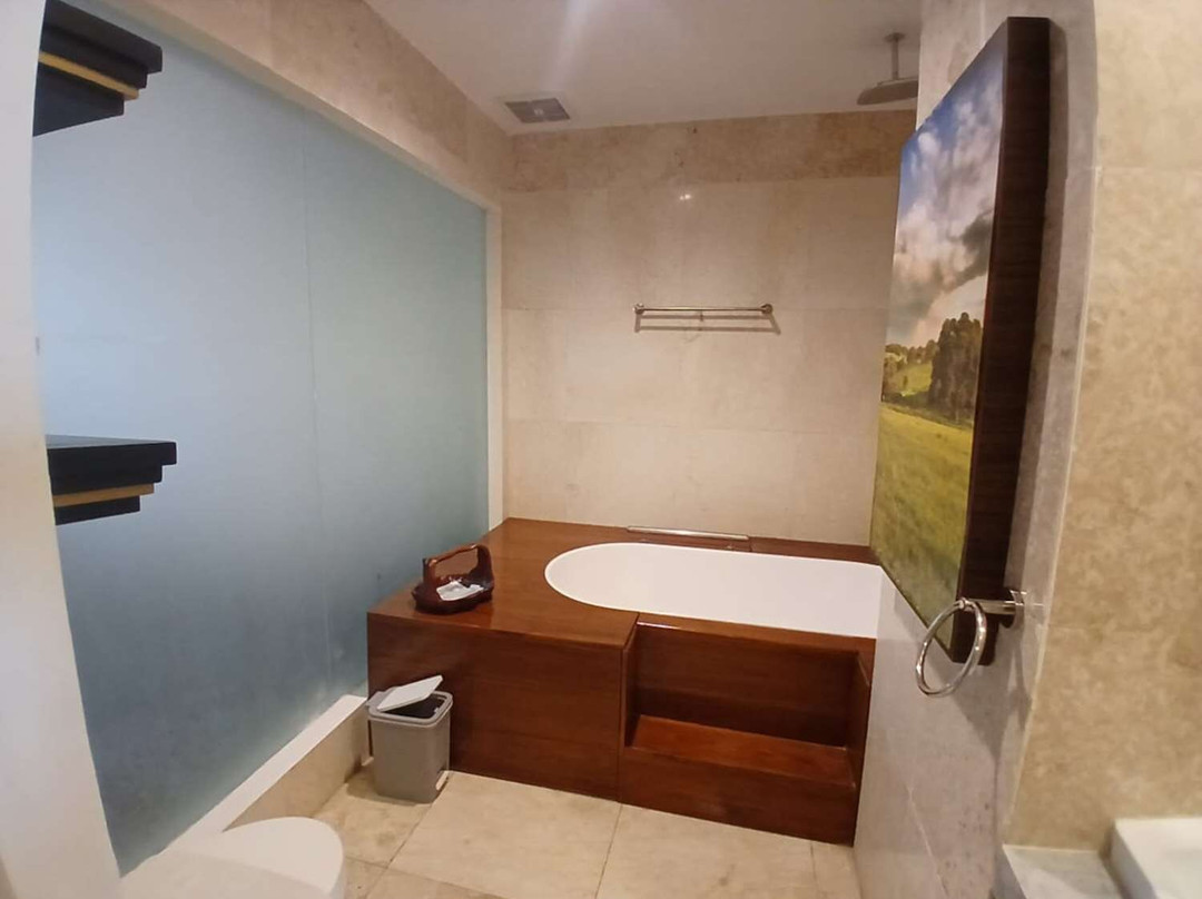 Kyriad Arra Hotel Cepu主图