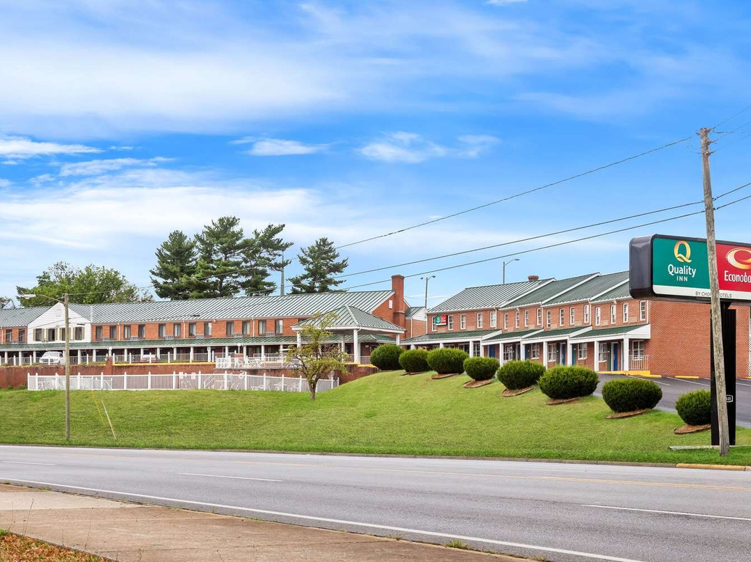 Econo Lodge Waynesboro - Skyline Drive