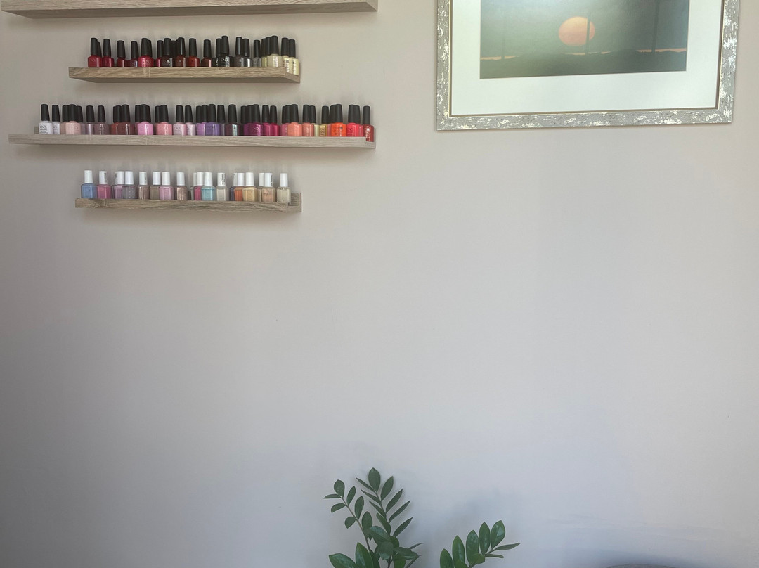 Queen Bee Massage And Beauty Salon-帕诺尔莫斯必去景点