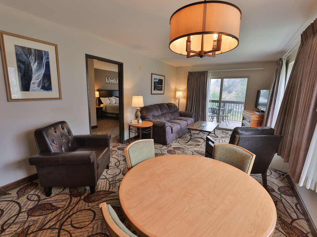 Salmon Rapids Lodge主图