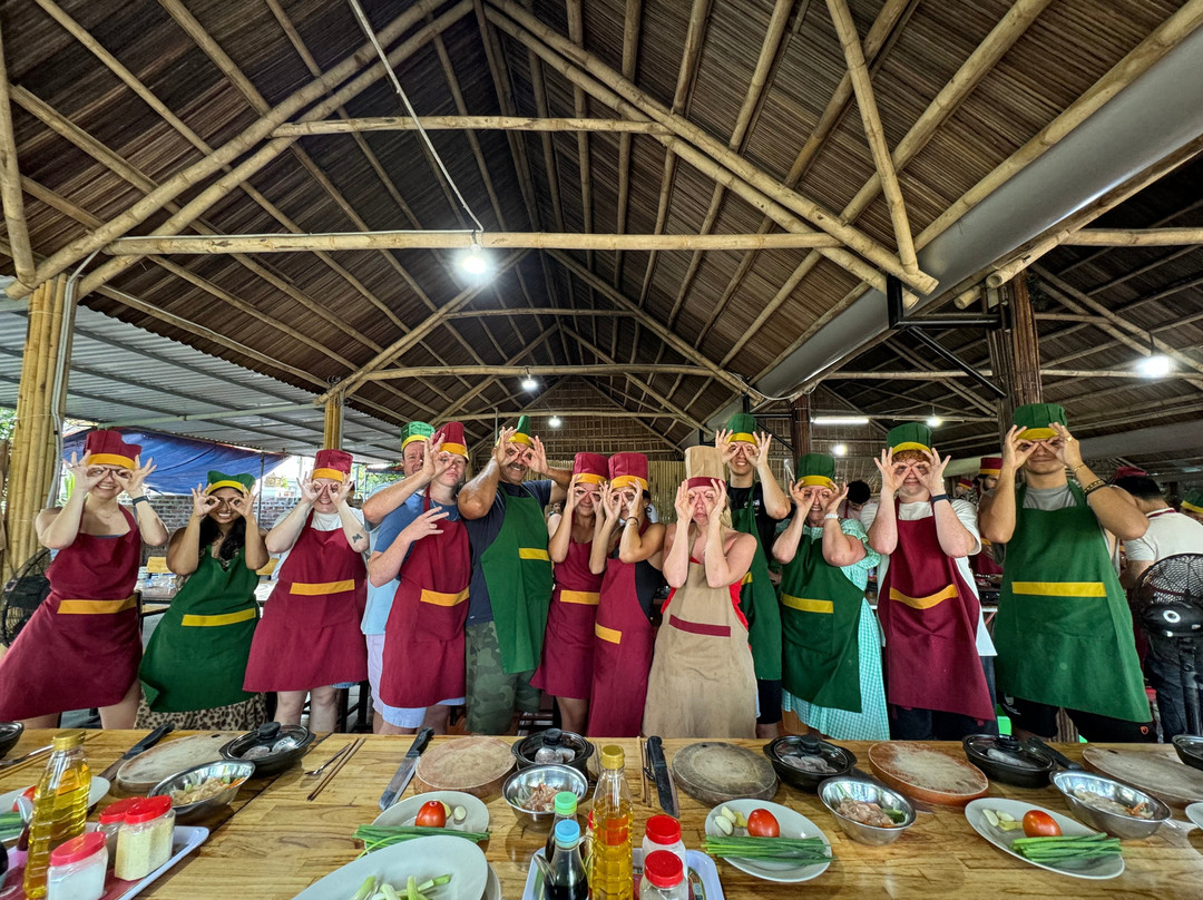 Cam Thanh Family Tours景点图片