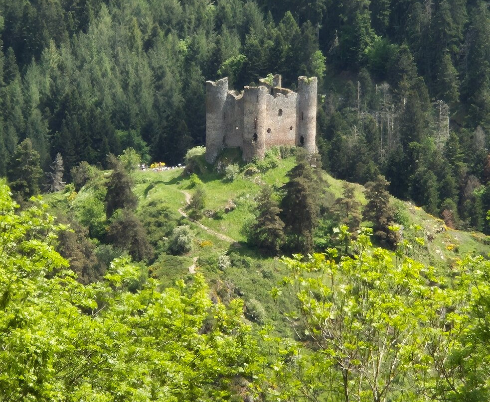 Chateau d'Alleuze-Alleuze必去景点
