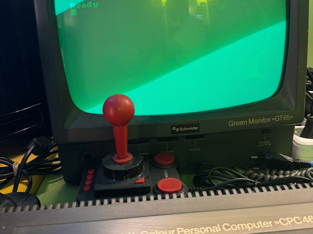 Astrit Game Room-Pejë必去景点