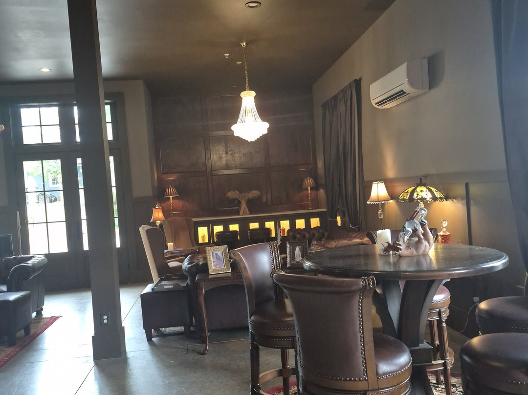 Moonrise Distillery-Clayton必去景点