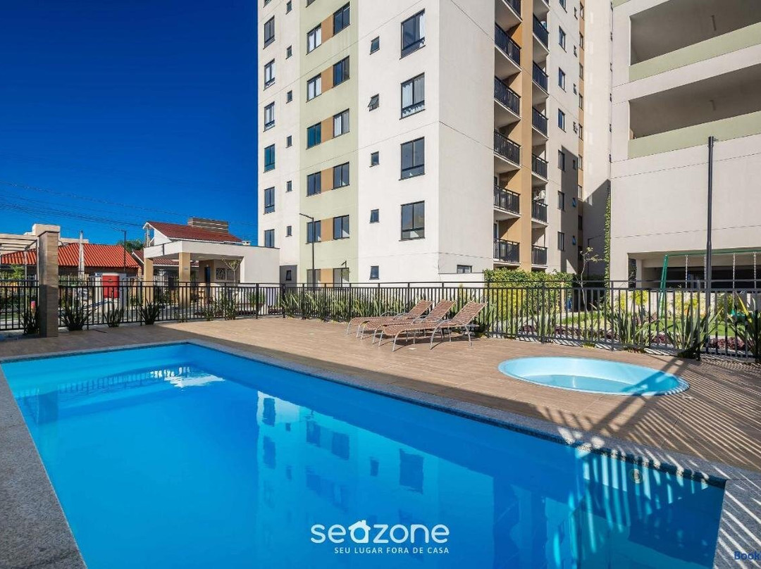 MCB - Apartamentos Com Piscina Prox. da Praia