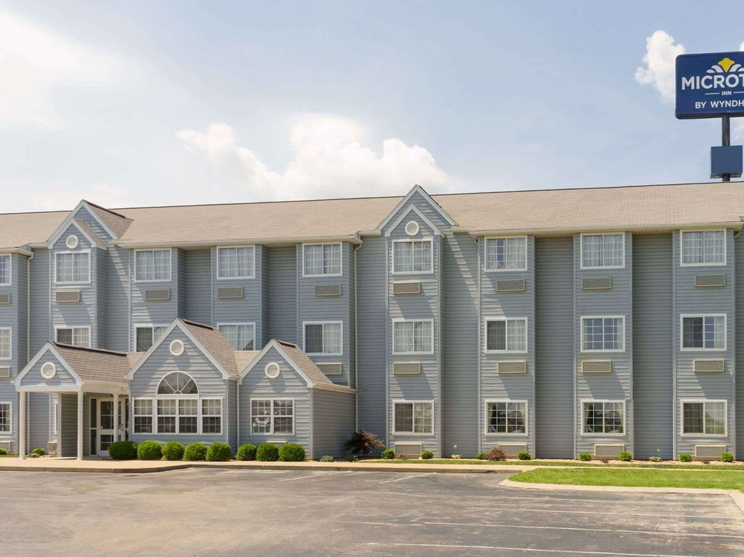 Microtel Inn & Suites by Wyndham Bowling Green