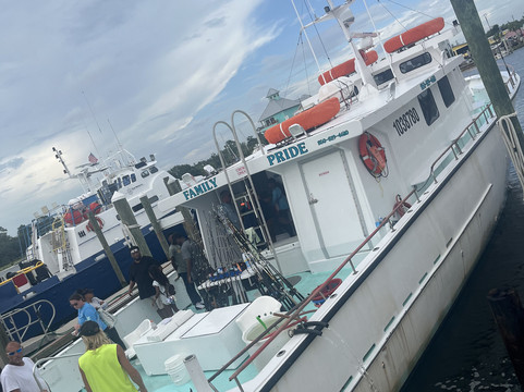 Family Tradition Charters-巴拿马城必去景点