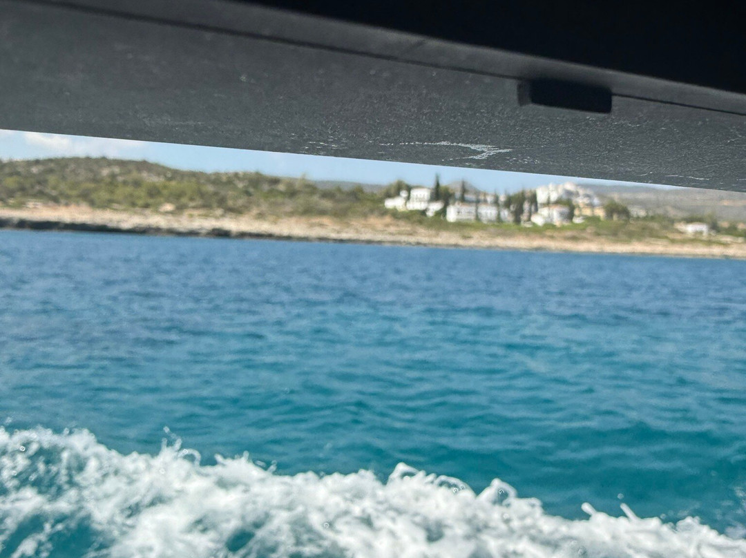 Alkion Glass Bottom Boat-Latchi必去景点