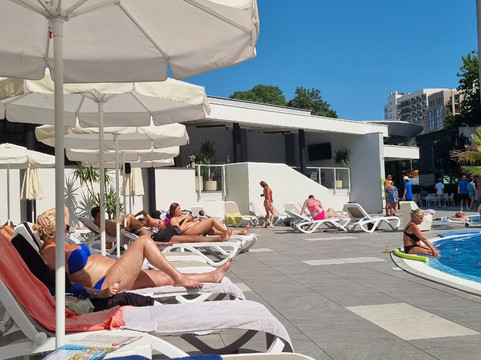 皮尔拉酒店主图