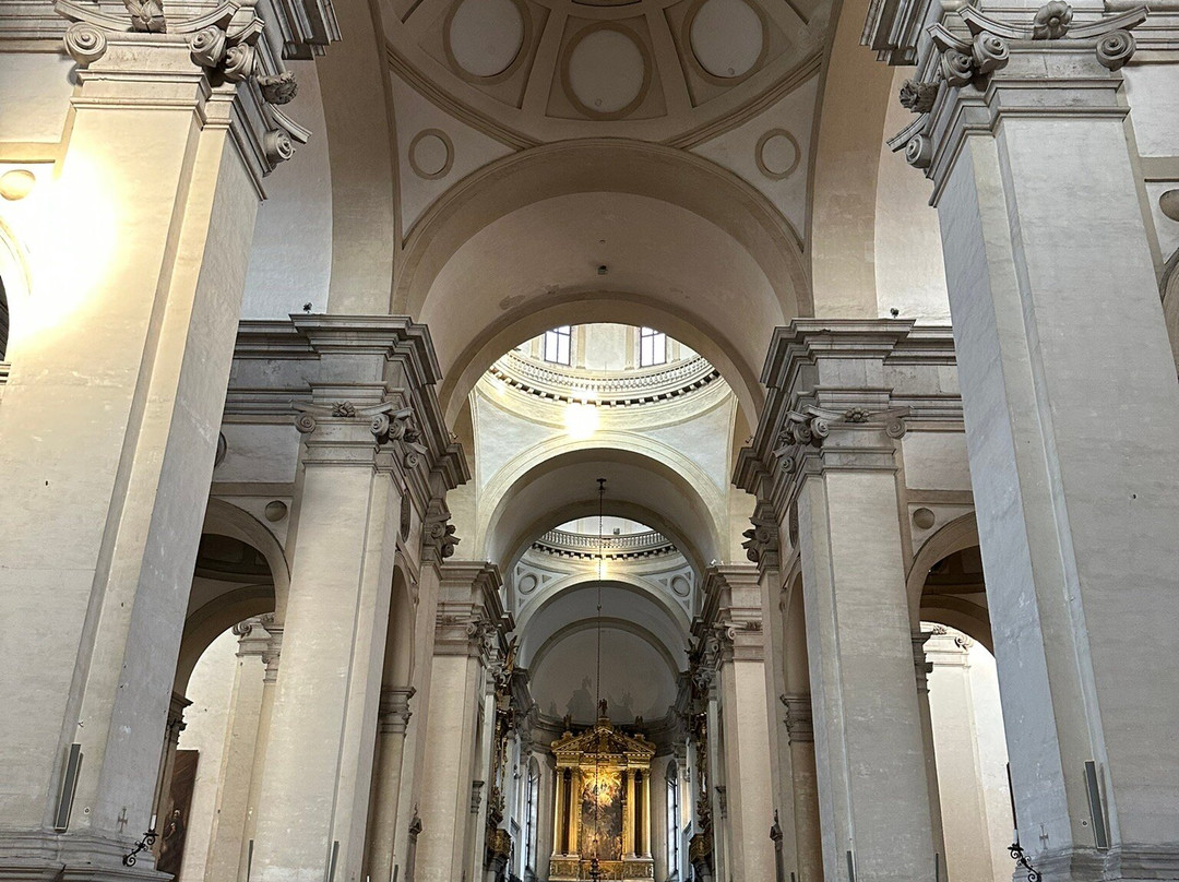 Basilica di Santa Giustina-帕多瓦必去景点
