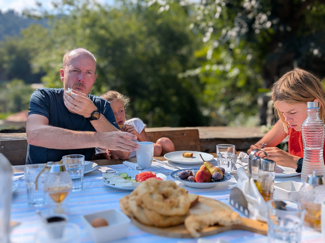 Chri Chri Guesthouse主图