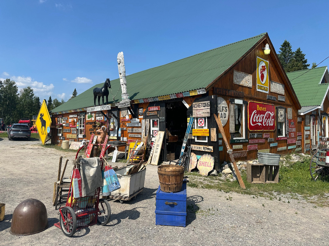 Antiquites Brocante de Charlevoix-Saint-Hilarion必去景点