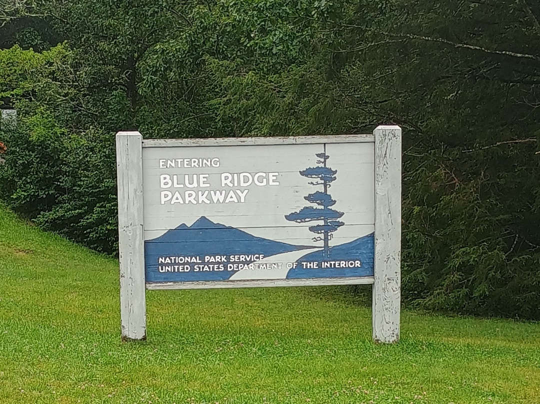 Maggie Valley Area Chamber of Commerce & Visitor Center-Maggie Valley必去景点