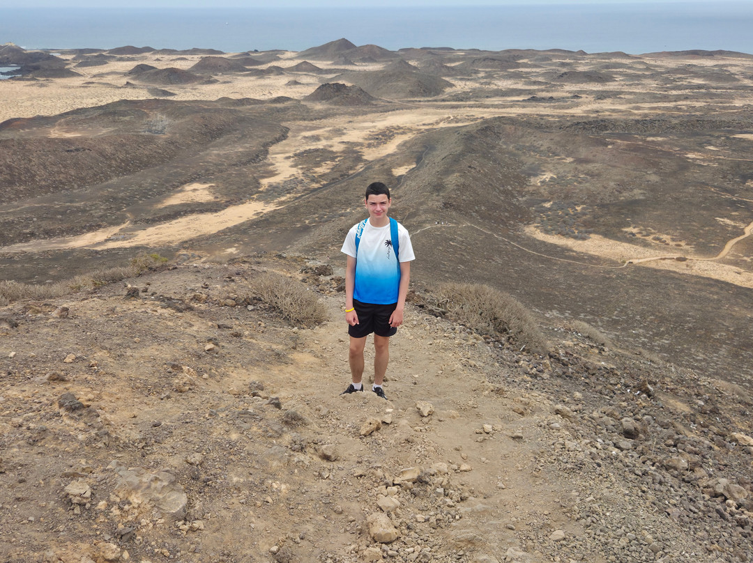 Montaña De La Caldera-科拉雷侯必去景点