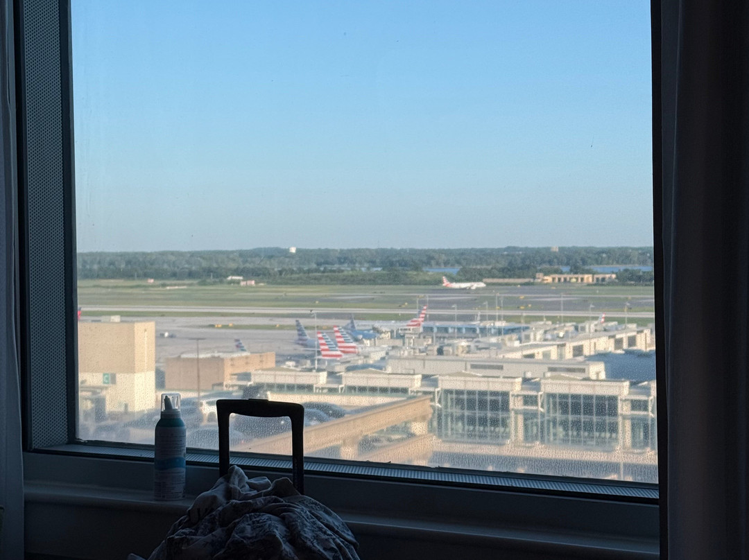 费城机场万豪酒店主图