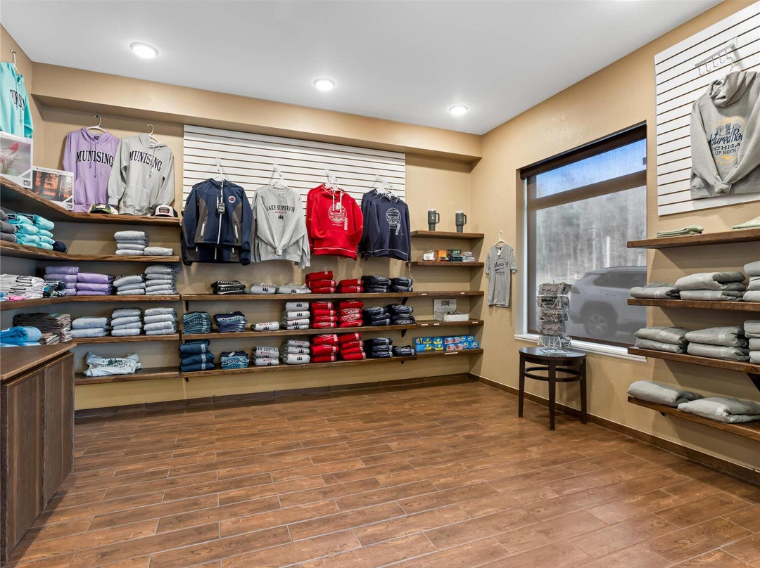 Comfort Inn & Suites主图